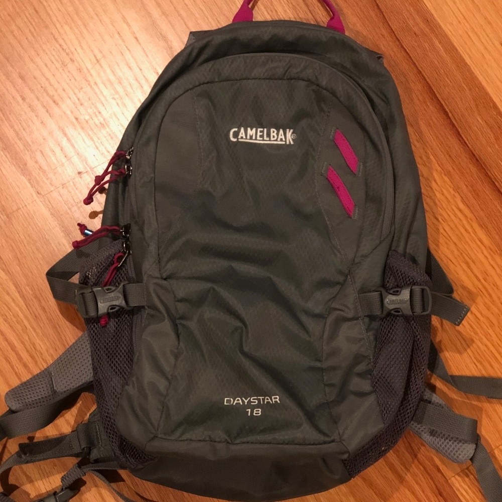Camelbak Women's Day Star 18 Backpack